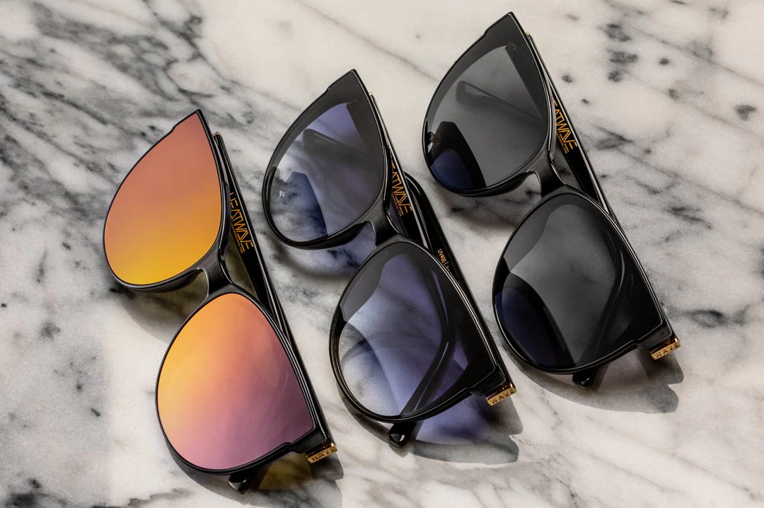 CARAT SUNGLASSES: Black Frame x Black - Image 3